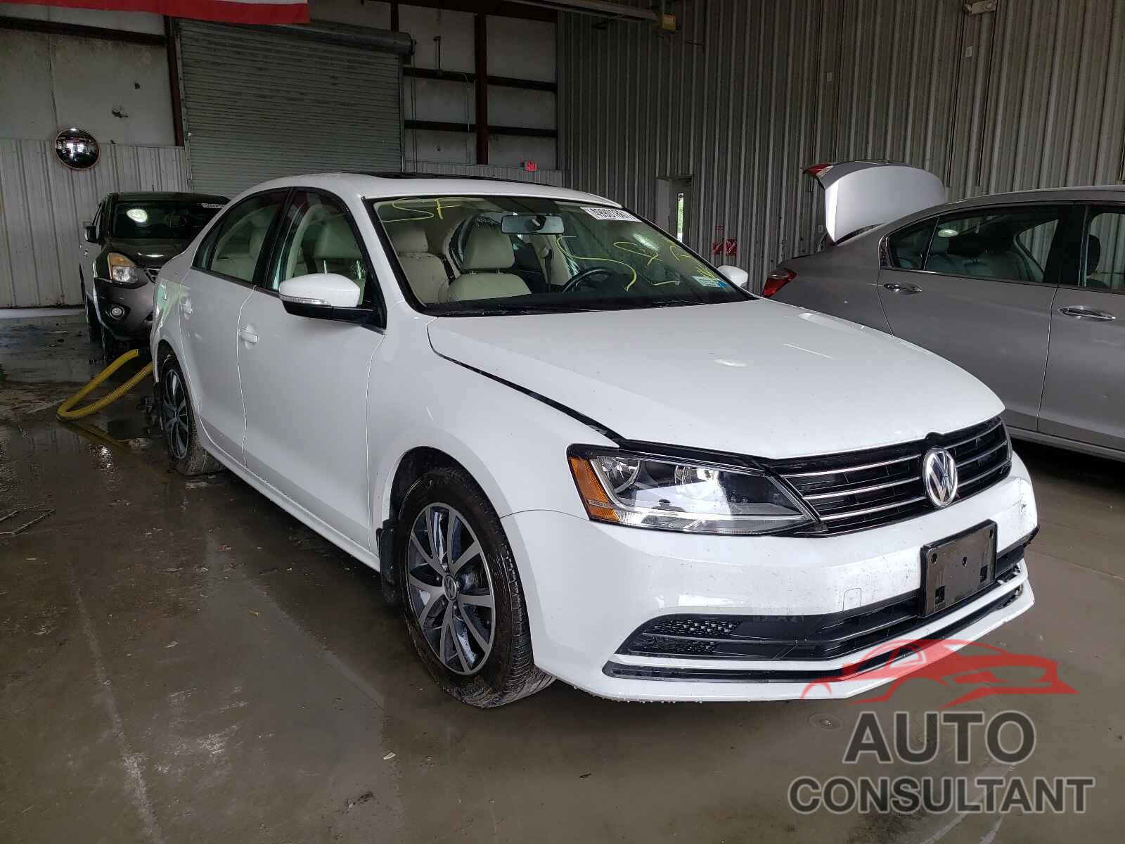 VOLKSWAGEN JETTA 2017 - 3VWDB7AJ0HM241803