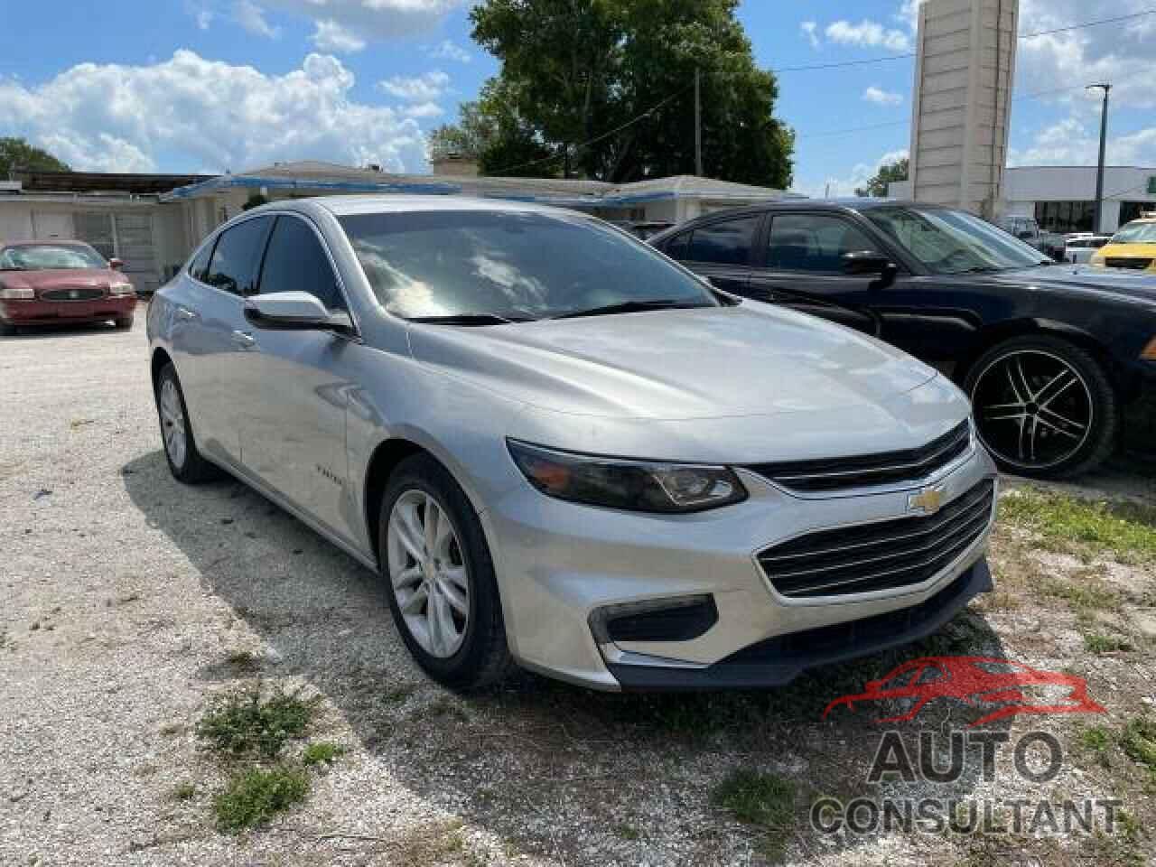 CHEVROLET MALIBU 2018 - 1G1ZD5ST2JF175261