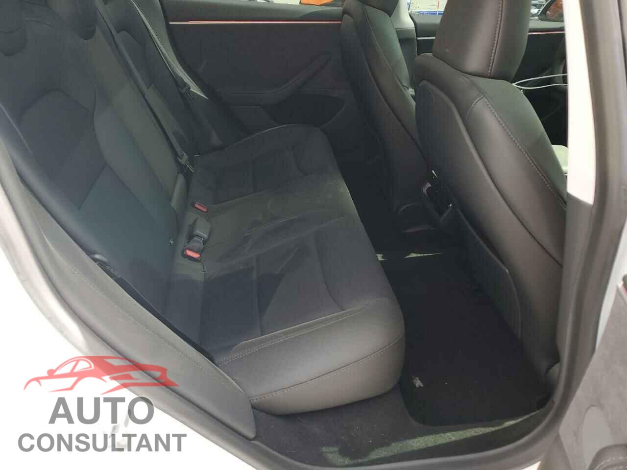 TESLA MODEL 3 2025 - 5YJ3E1EB9SF902505