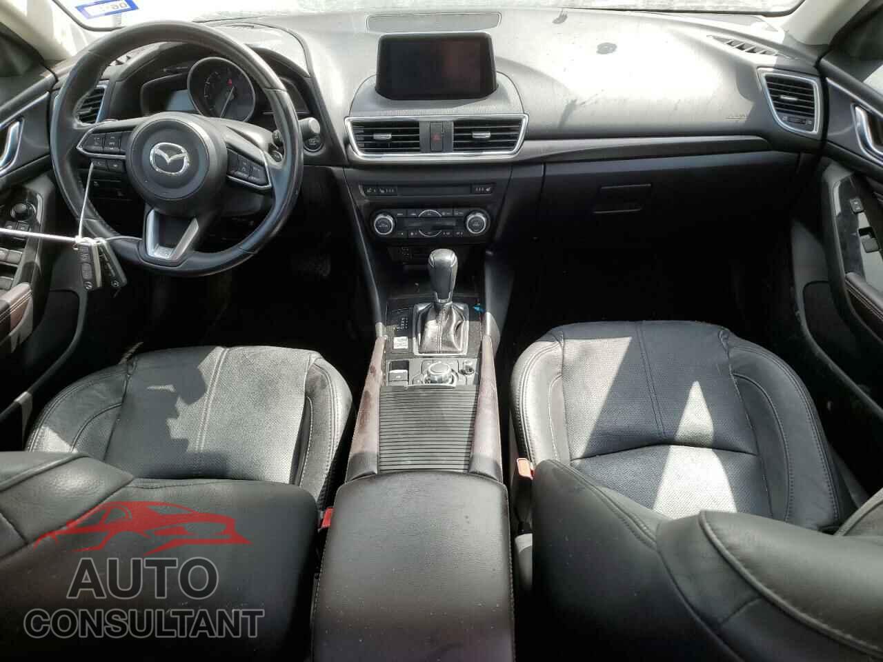 MAZDA 3 2017 - 3MZBN1W32HM128232