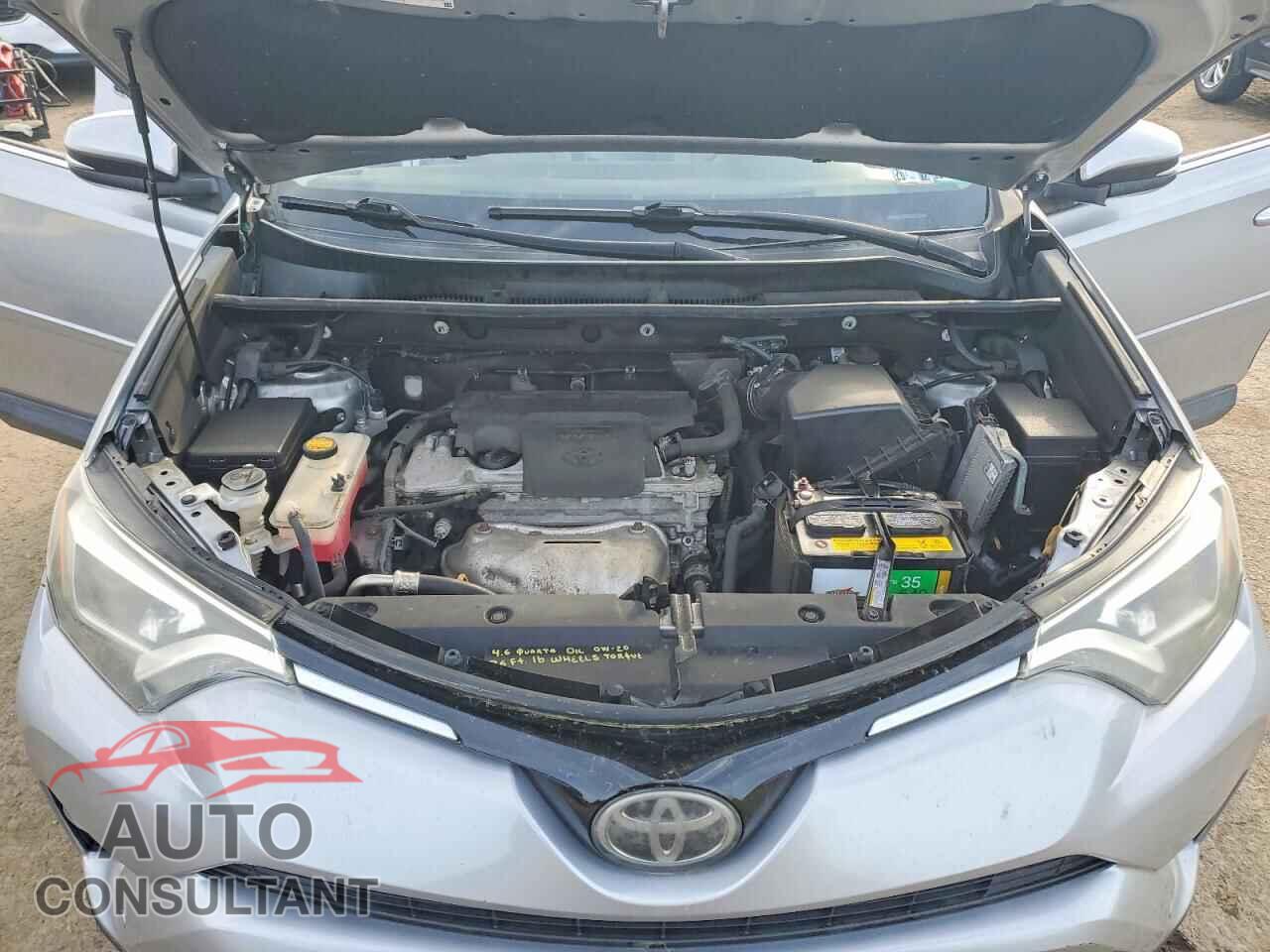 TOYOTA RAV4 2017 - 2T3DFREV6HW558354