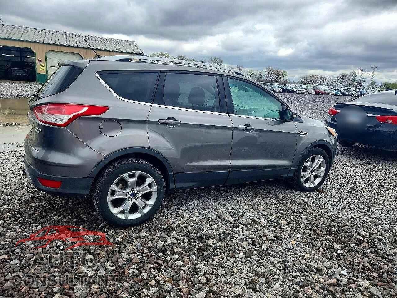 FORD ESCAPE 2014 - 1FMCU9J99EUC18579