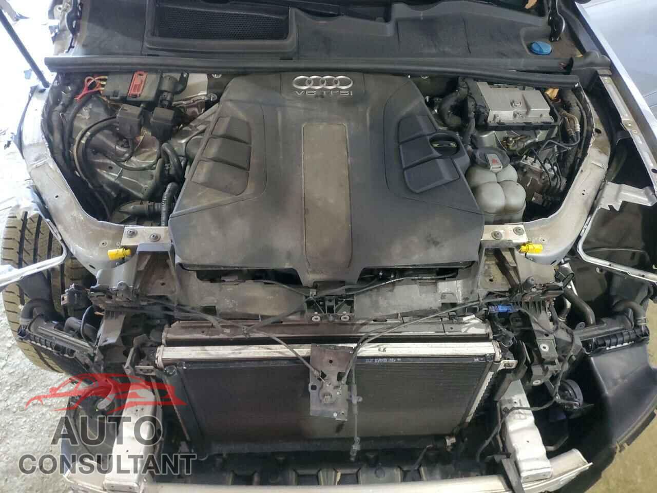 AUDI Q7 2018 - WA1VAAF73JD054152