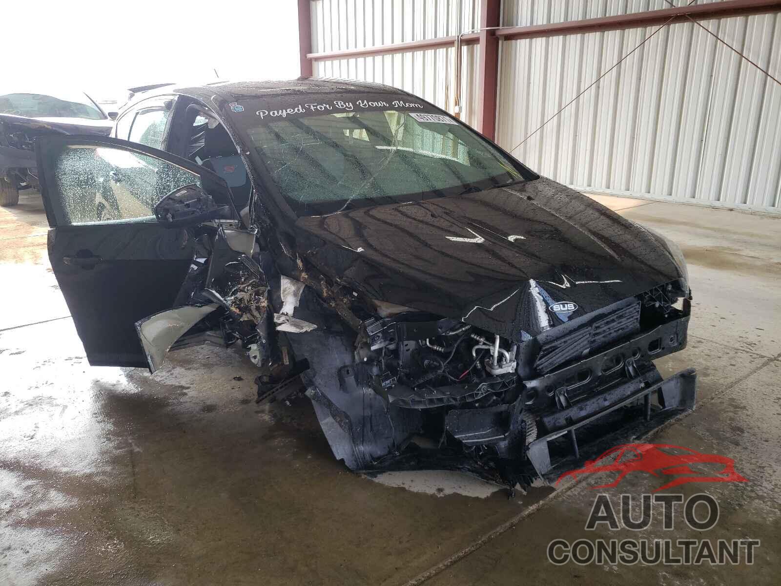 FORD FOCUS 2018 - 1FADP3L97JL331625