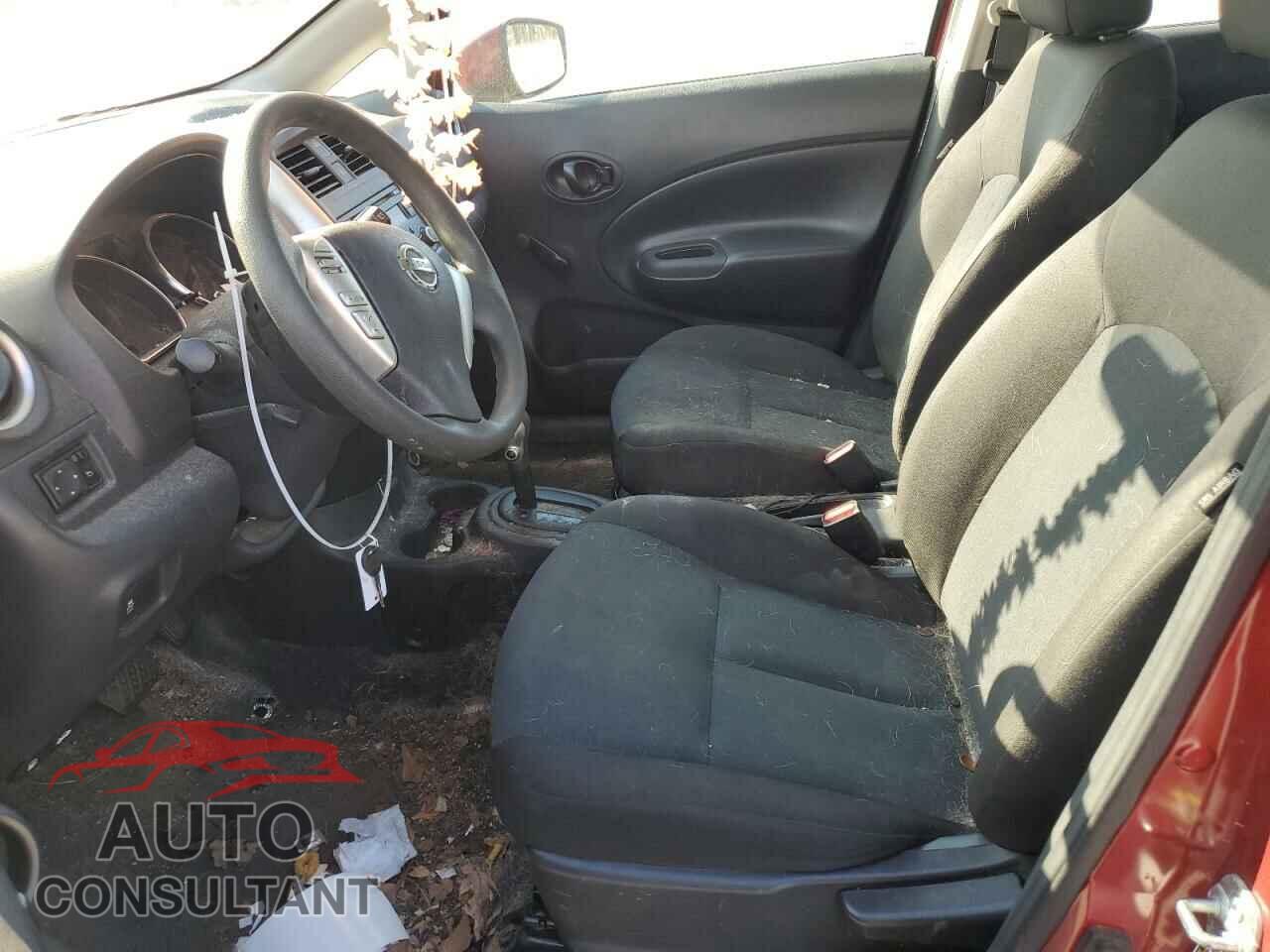 NISSAN VERSA 2017 - 3N1CE2CP7HL376991