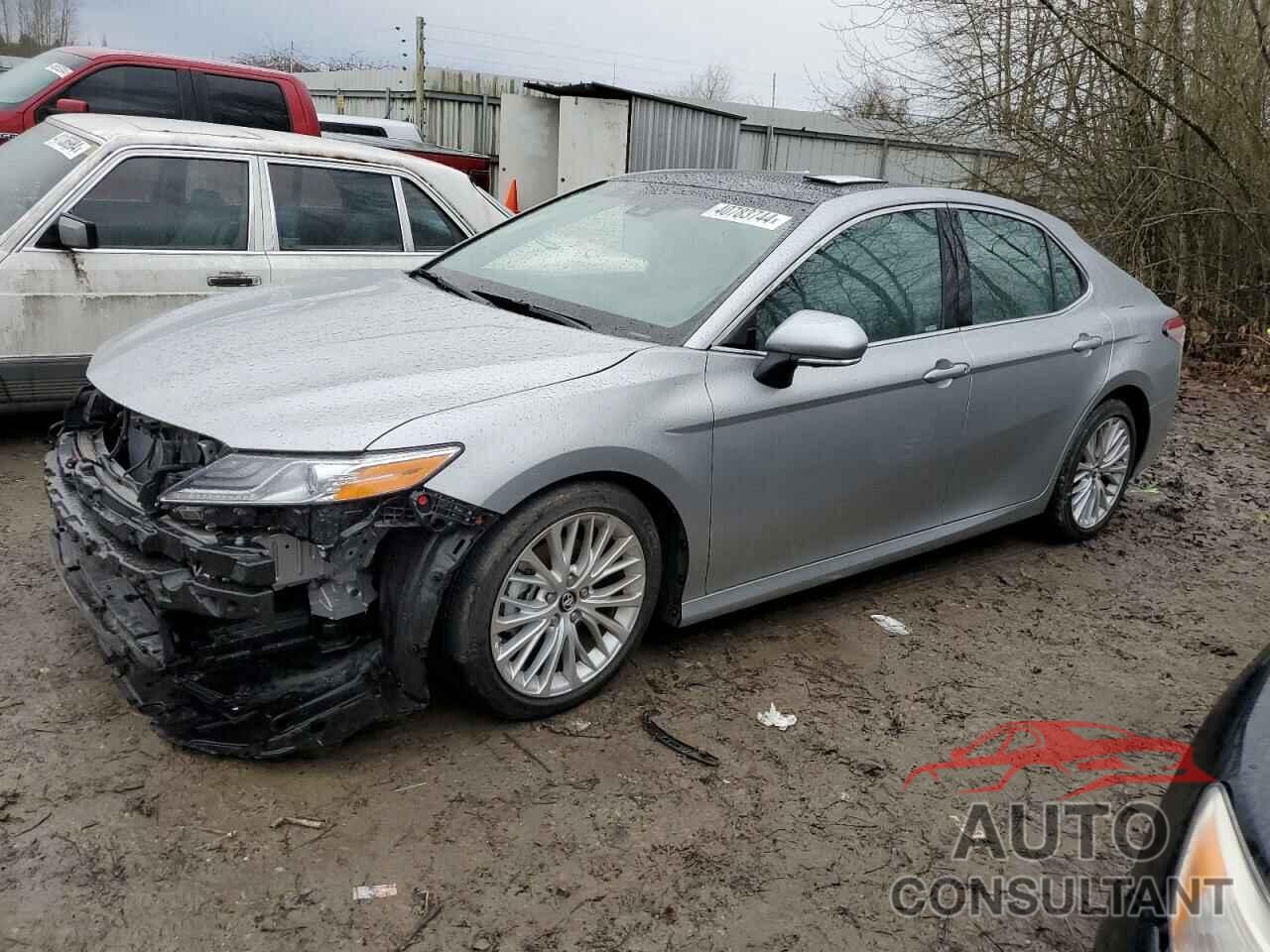 TOYOTA CAMRY 2018 - 4T1BZ1HK7JU009035