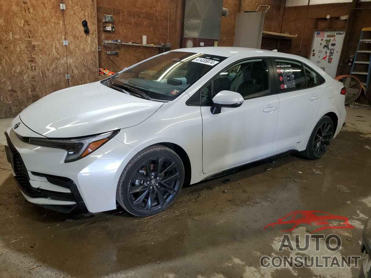 TOYOTA COROLLA 2024 - JTDBDMHE7R3008046