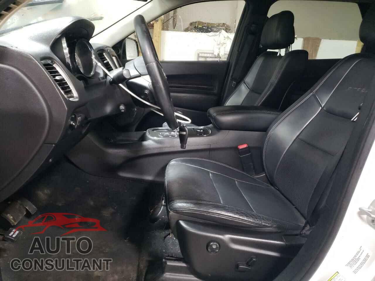 DODGE DURANGO 2013 - 1C4SDJET4DC686876