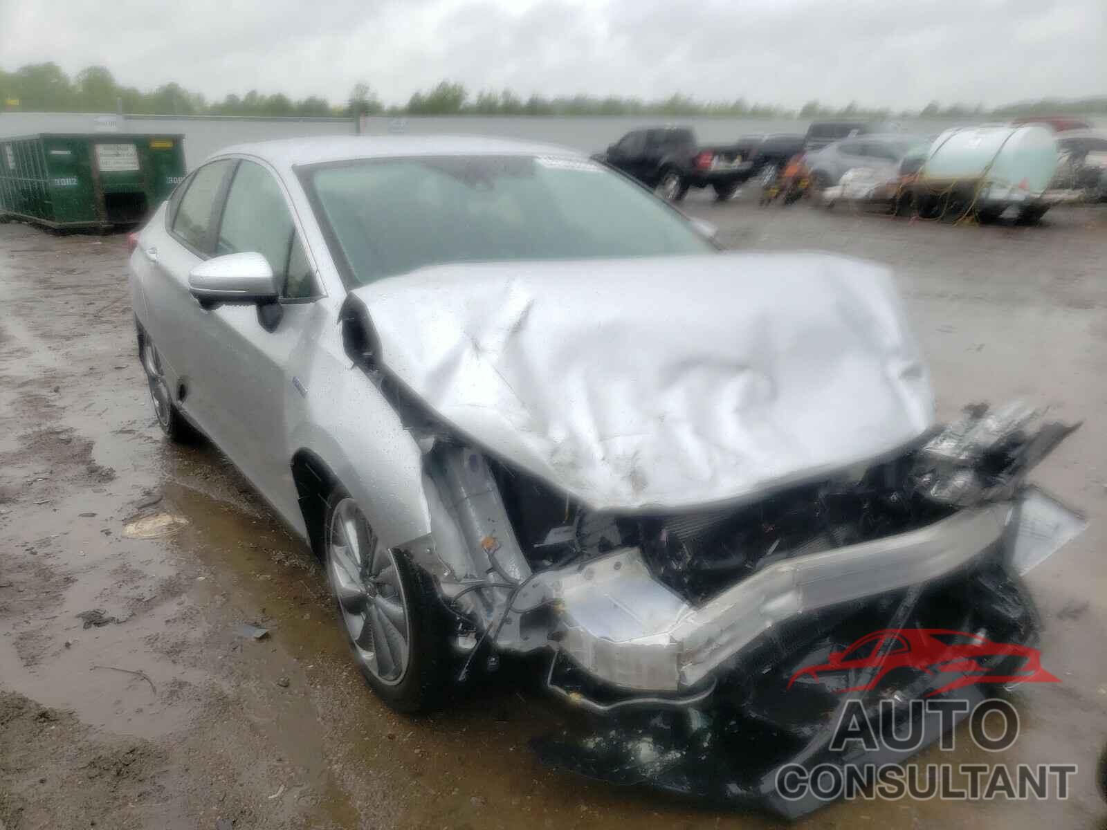 HONDA CLARITY 2018 - JHMZC5F39JC017214