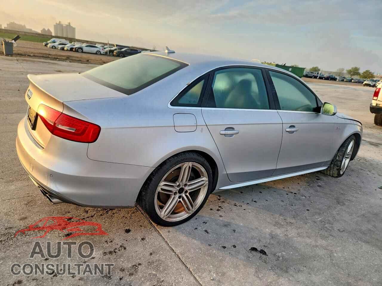 AUDI S4/RS4 2015 - WAUBGAFL2FA011531