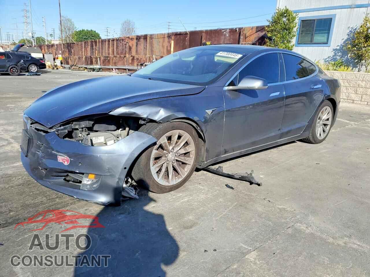 TESLA MODEL S 2017 - 5YJSA1E23HF229212