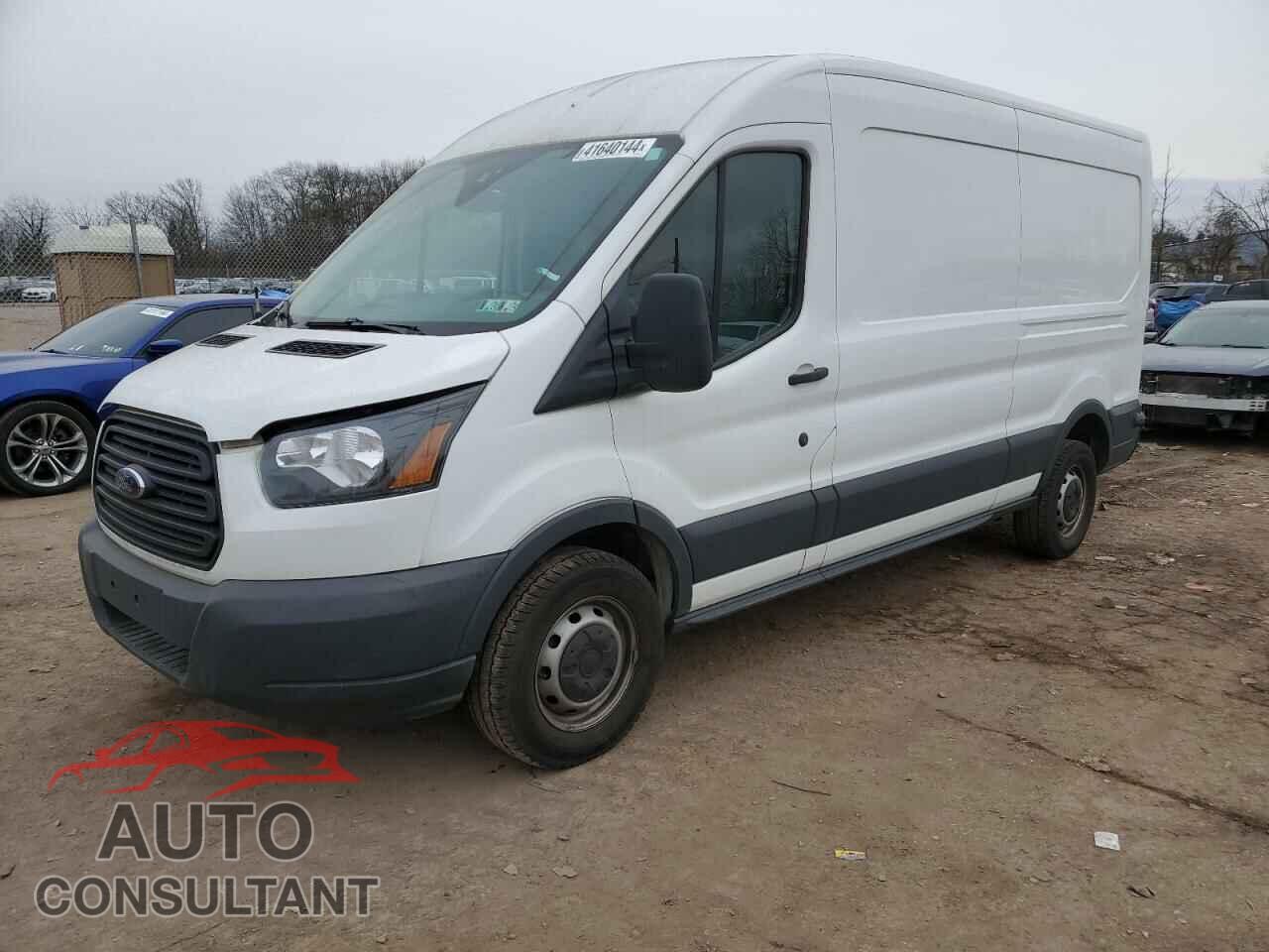 FORD TRANSIT 2018 - 1FTYR2CM3JKA50545