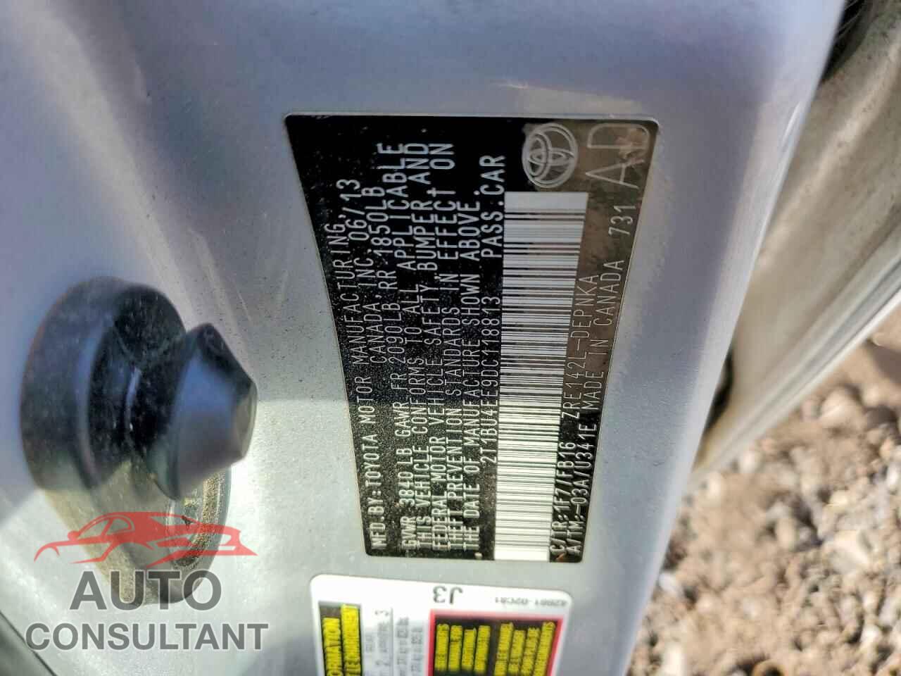 TOYOTA COROLLA 2013 - 2T1BU4EE9DC118813