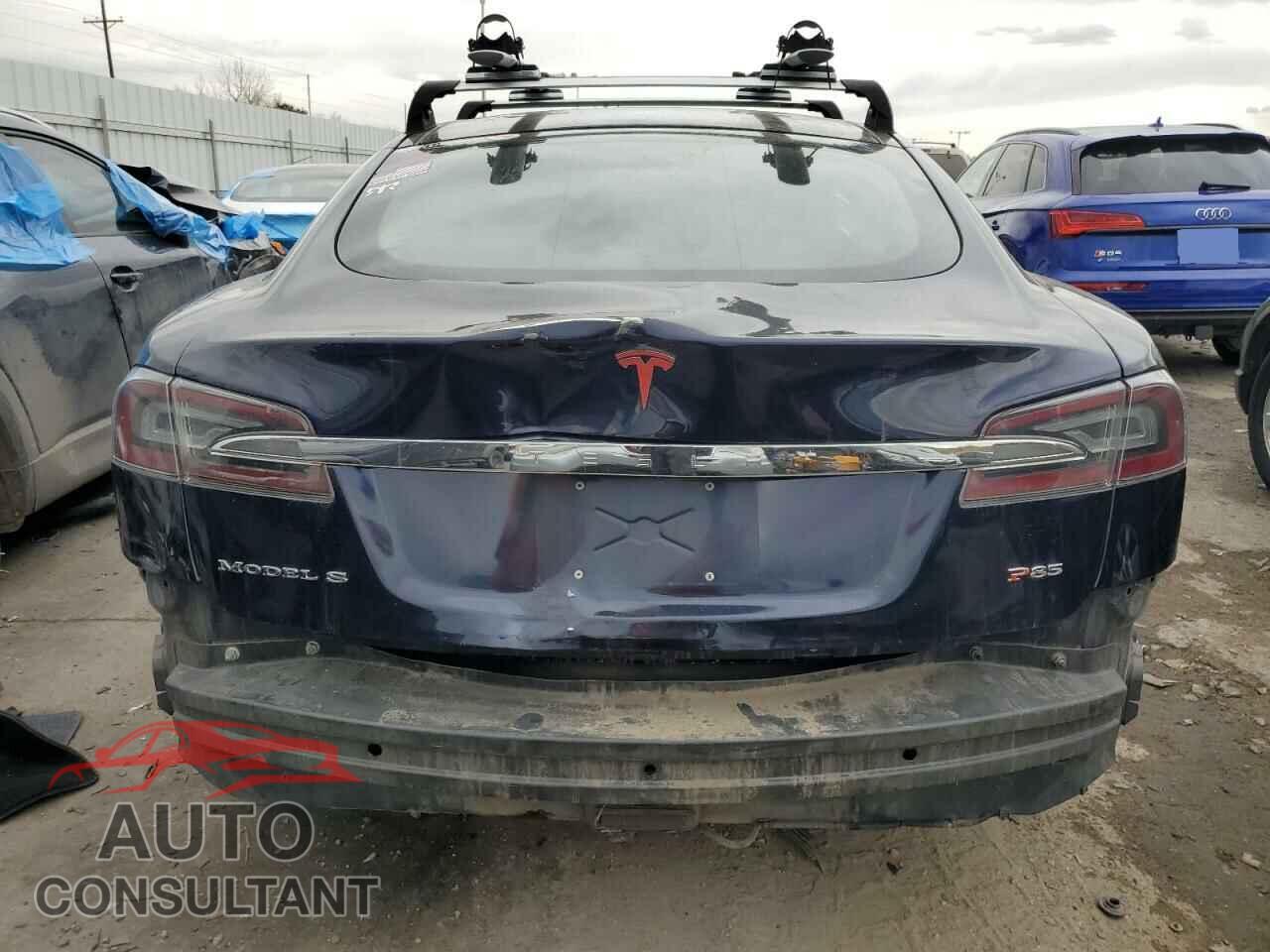 TESLA MODEL S 2013 - 5YJSA1DP8DFP06465