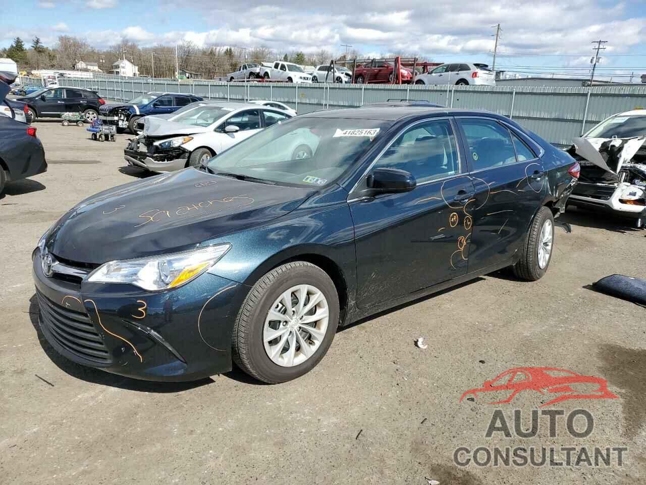 TOYOTA CAMRY 2015 - 4T4BF1FK8FR488414