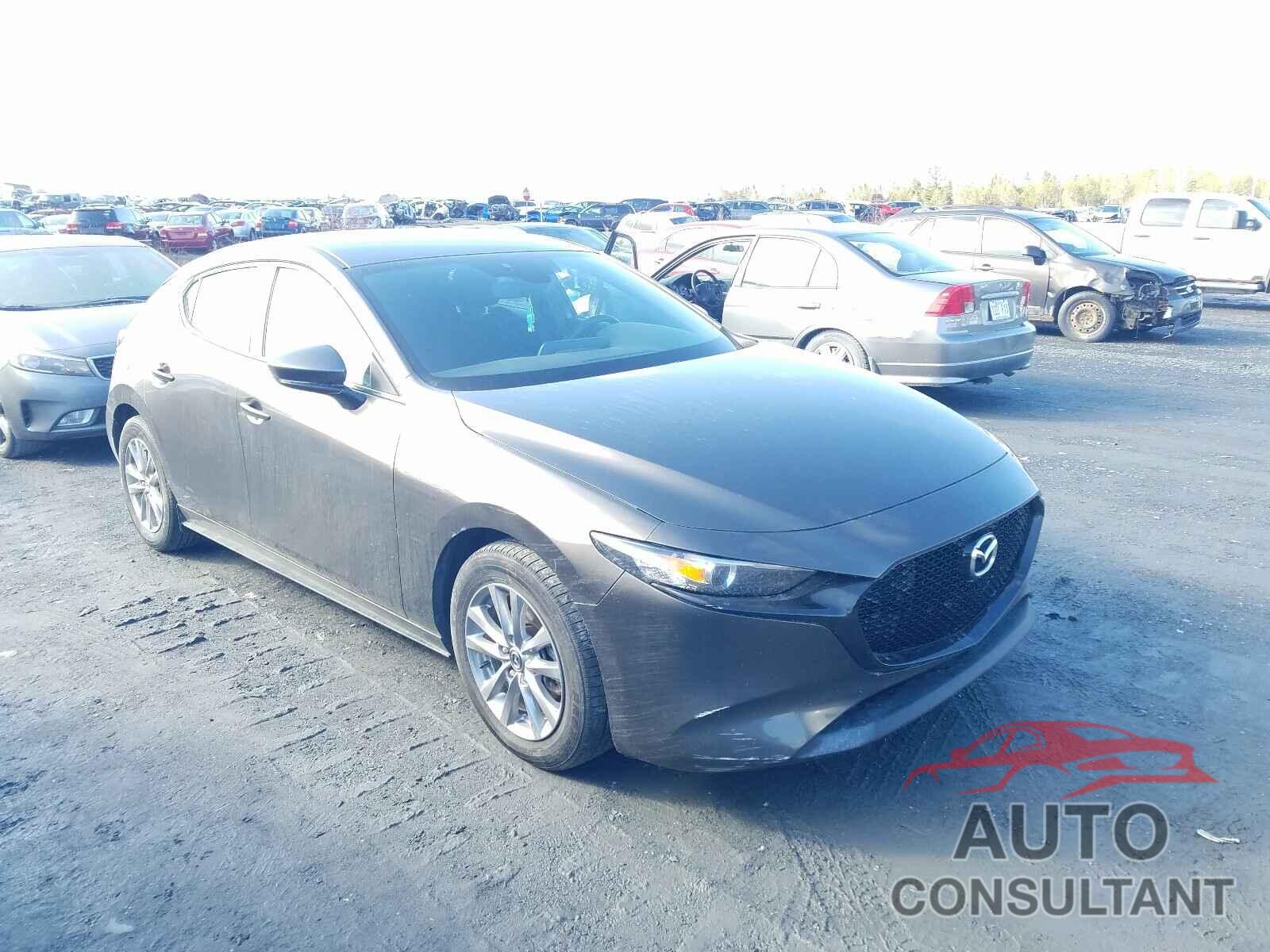 MAZDA 3 2019 - JM1BPAK75K1130826