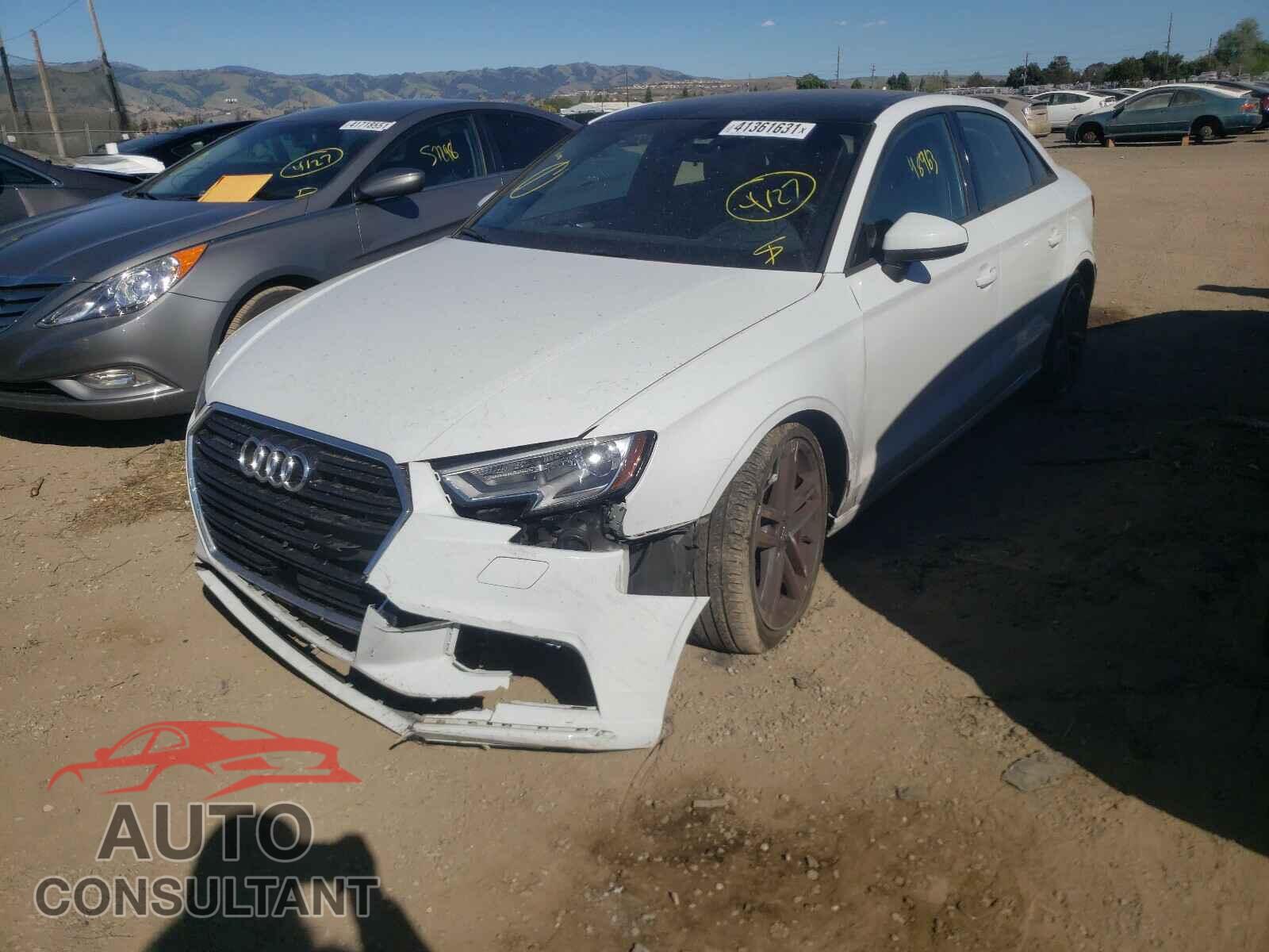 AUDI A3 2017 - WAUB8GFF7H1012865