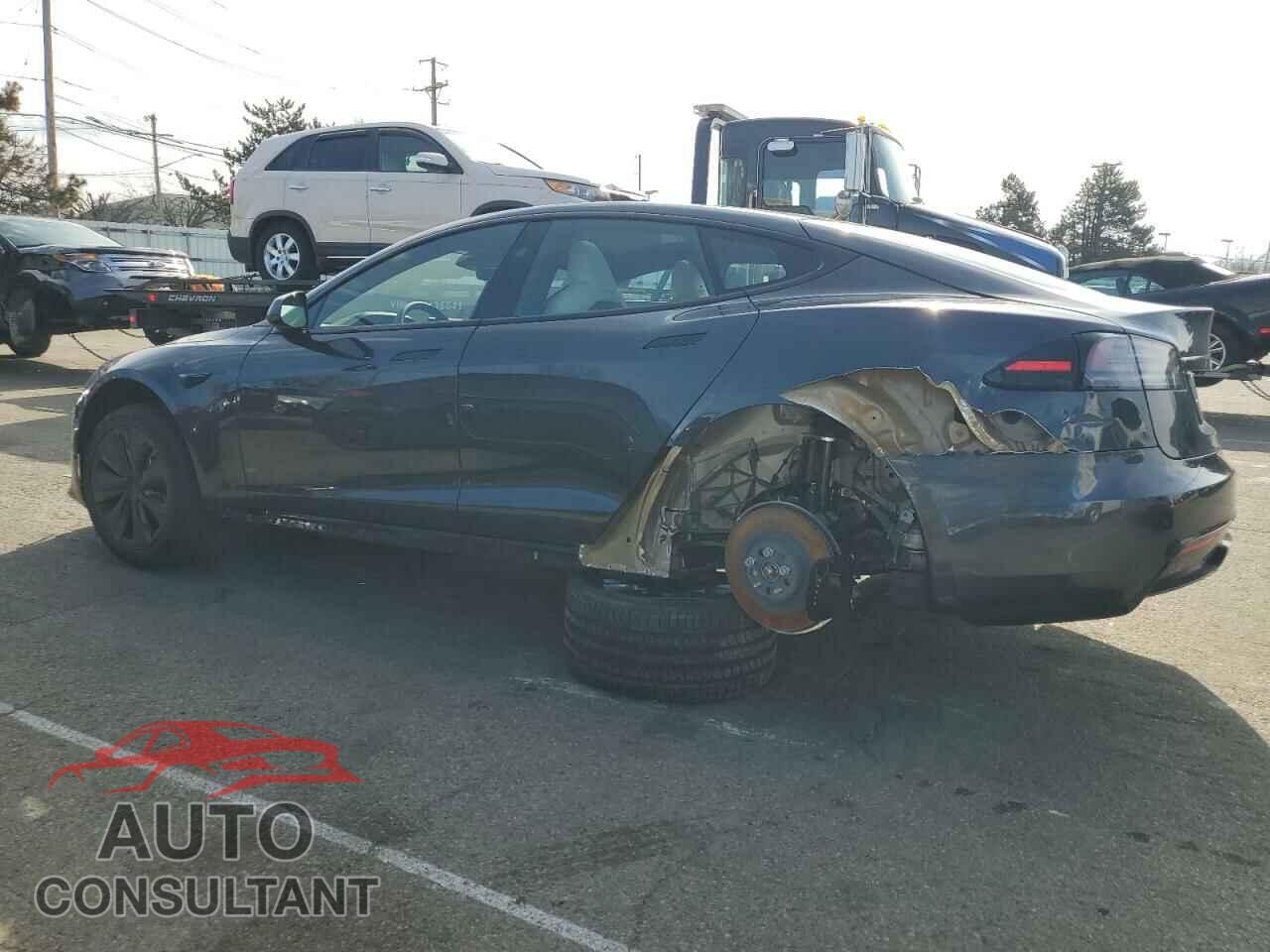 TESLA MODEL S 2023 - 5YJSA1E51PF529565
