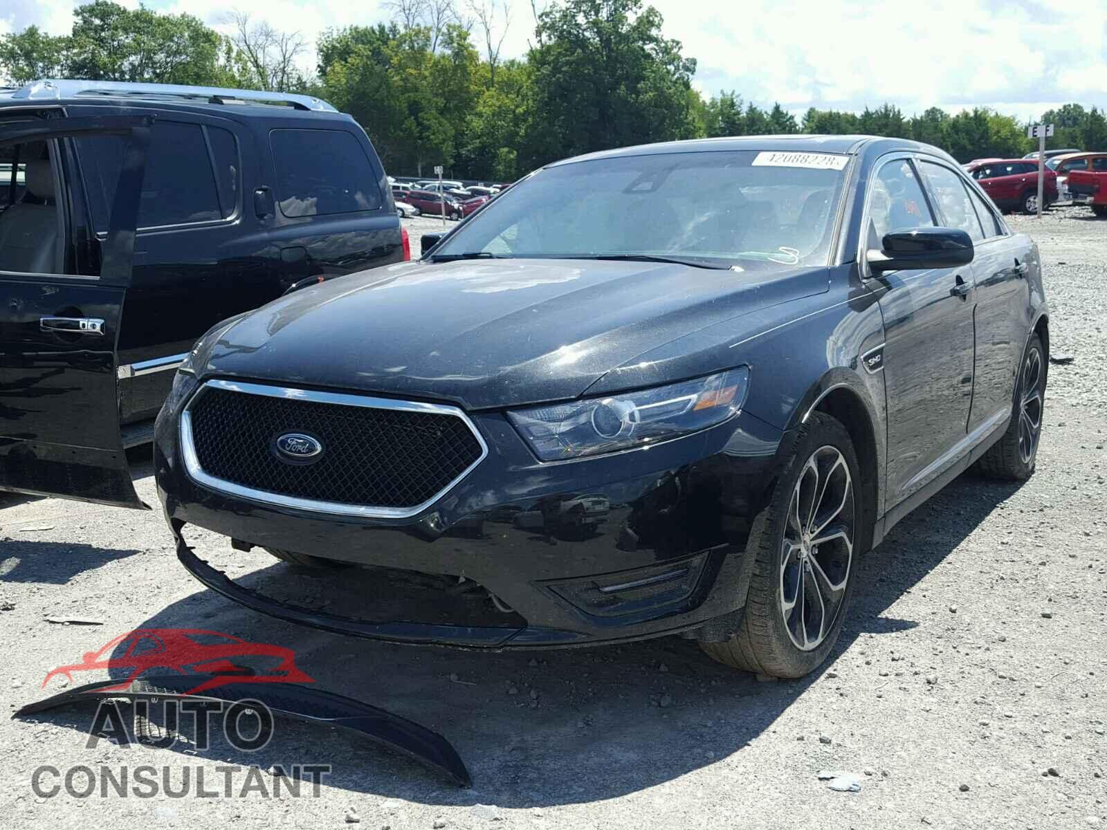 FORD TAURUS 2015 - 1FAHP2KT3FG158663