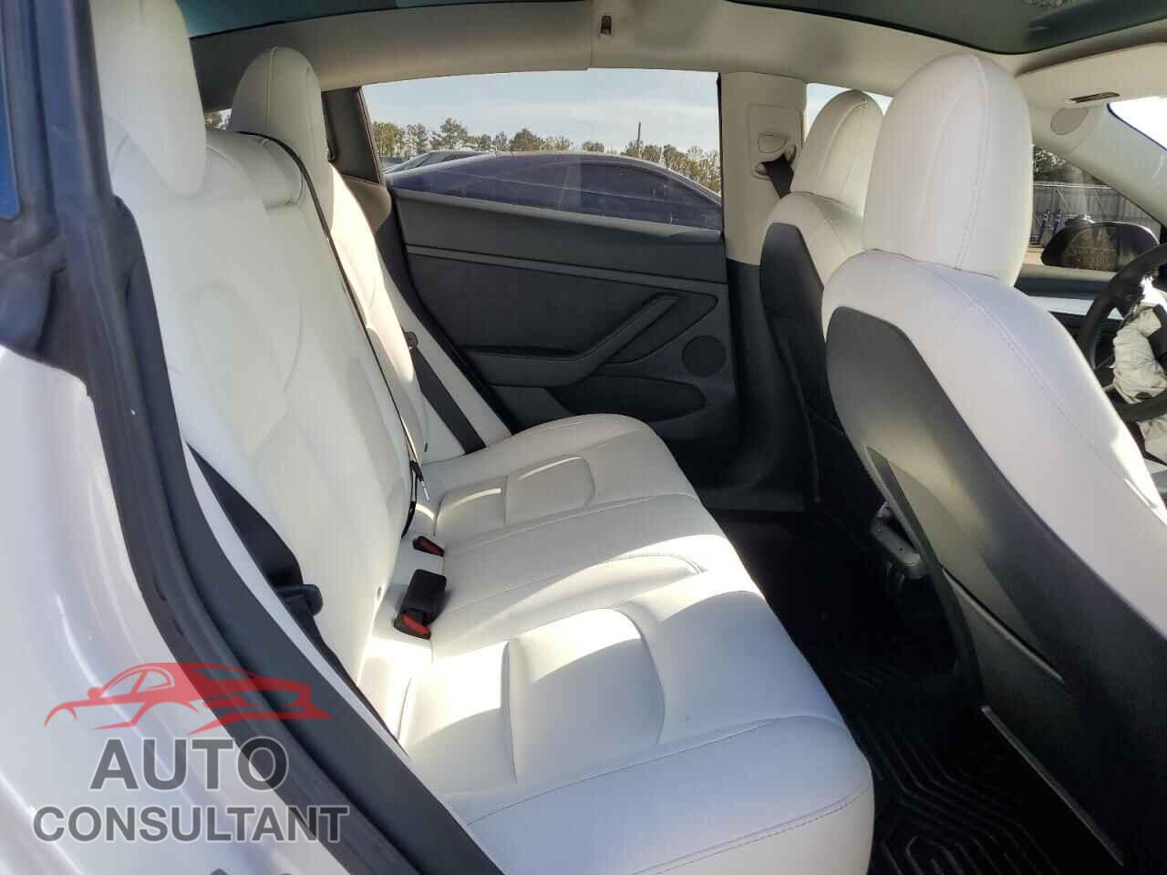 TESLA MODEL 3 2021 - 5YJ3E1EA2MF030758