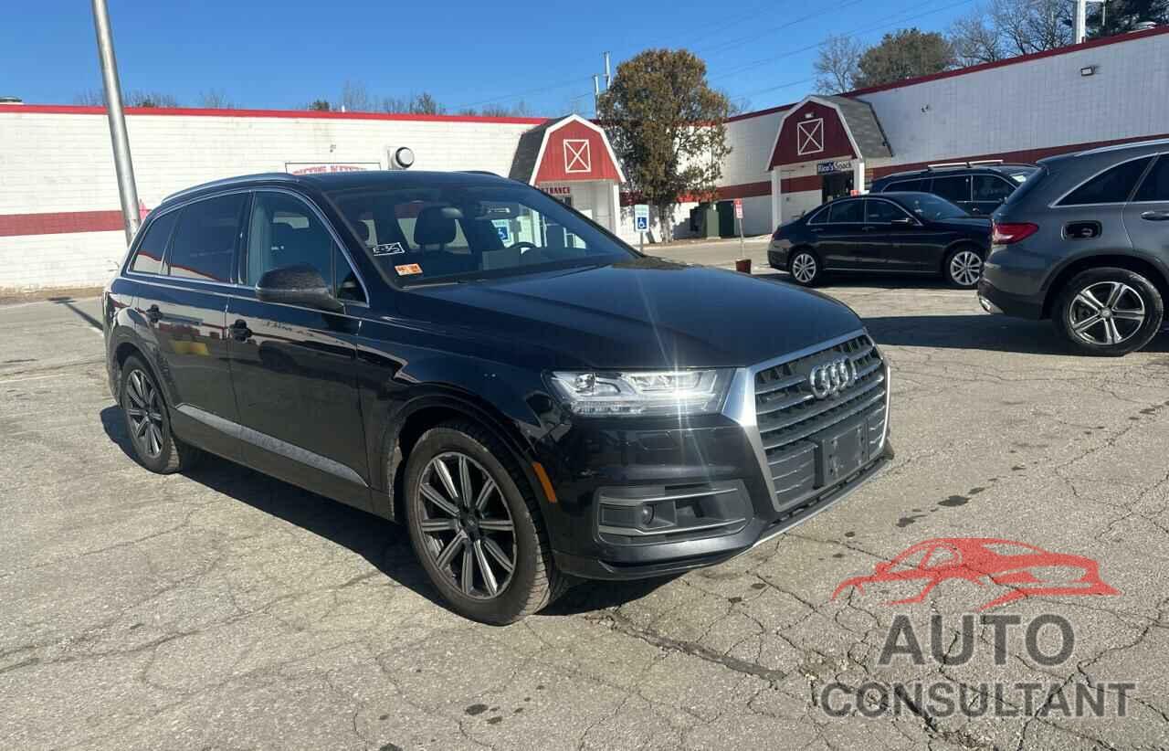 AUDI Q7 2017 - WA1VAAF70HDD02061