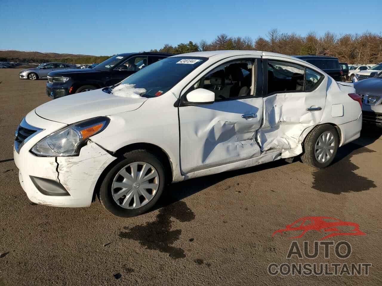 NISSAN VERSA 2019 - 3N1CN7AP4KL869101