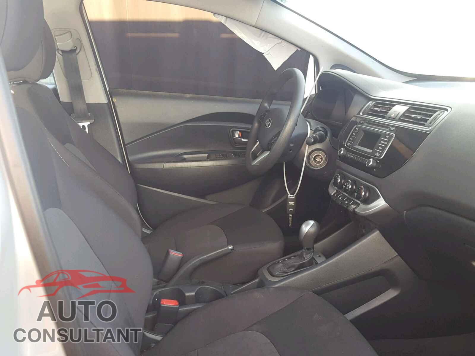 KIA RIO 2016 - KNADM4A36G6589680