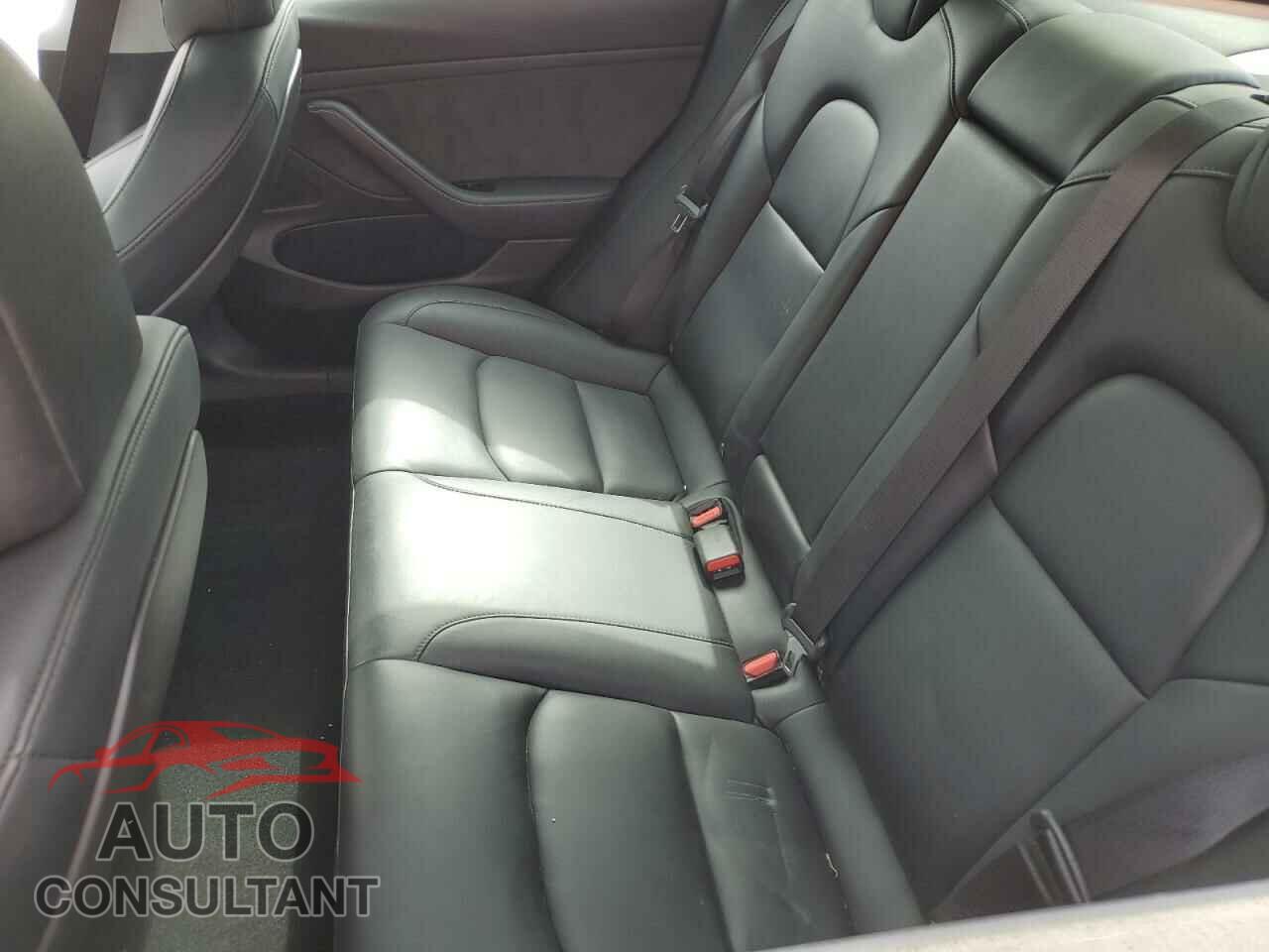 TESLA MODEL 3 2020 - 5YJ3E1EA6LF426836