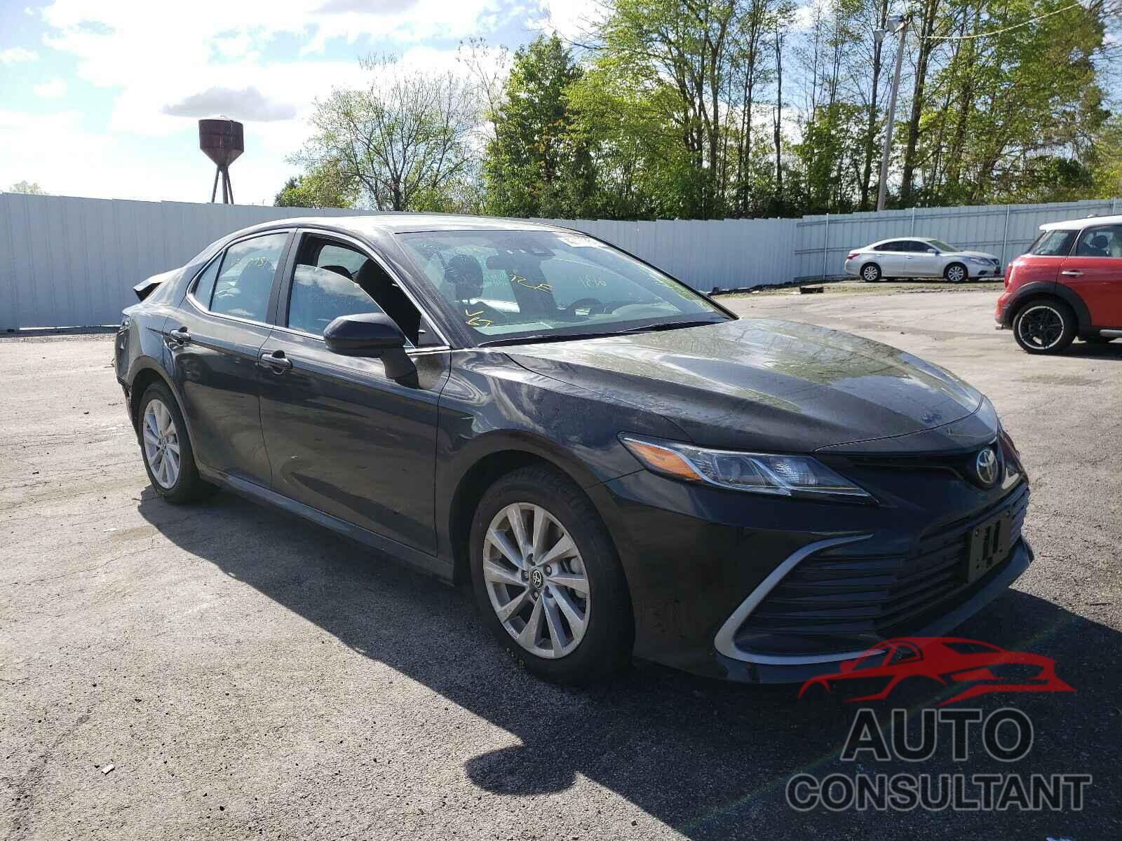 TOYOTA CAMRY 2021 - 4T1C11BK4MU024987