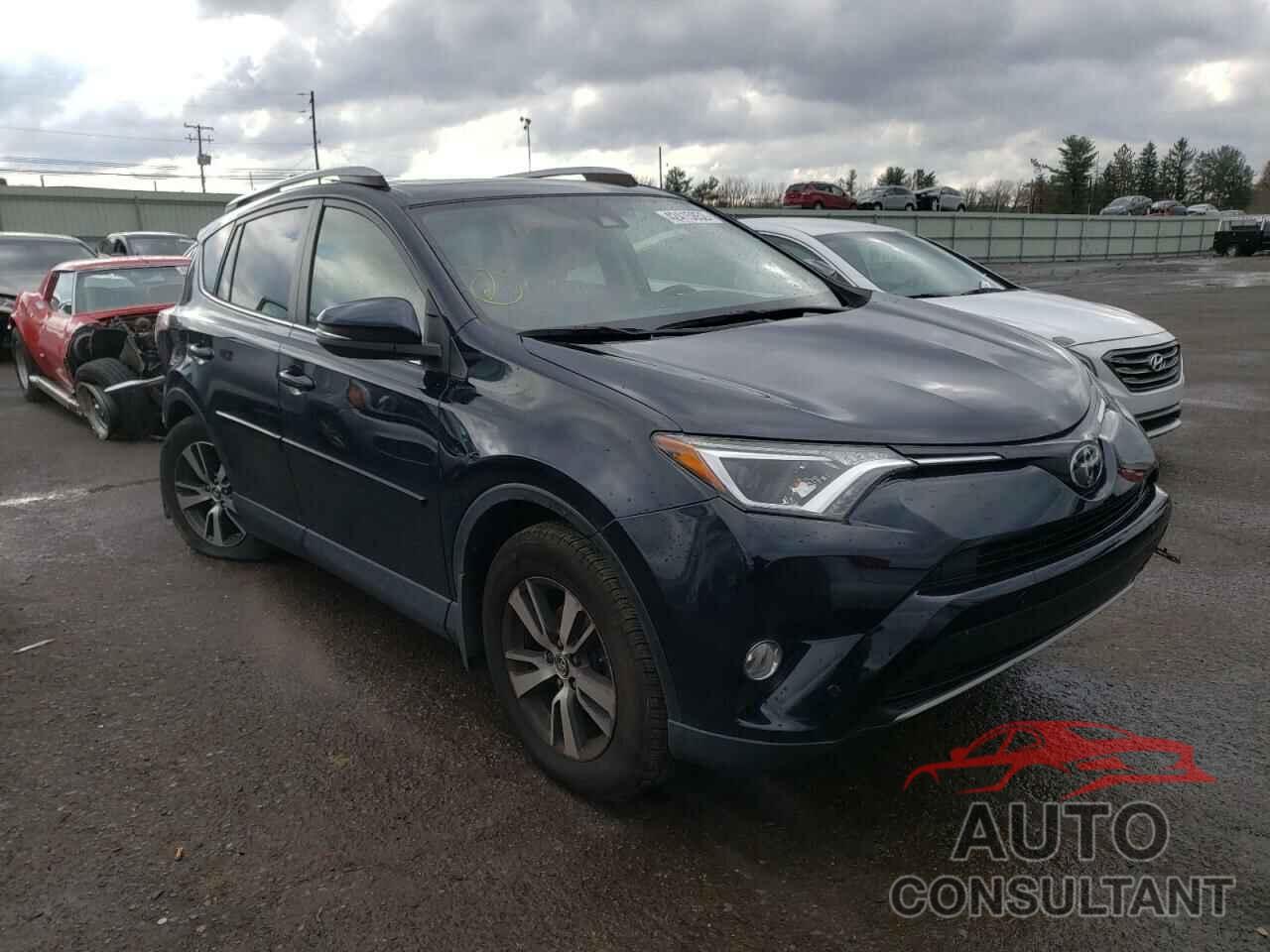 TOYOTA RAV4 2017 - JTMRFREV5HD201072