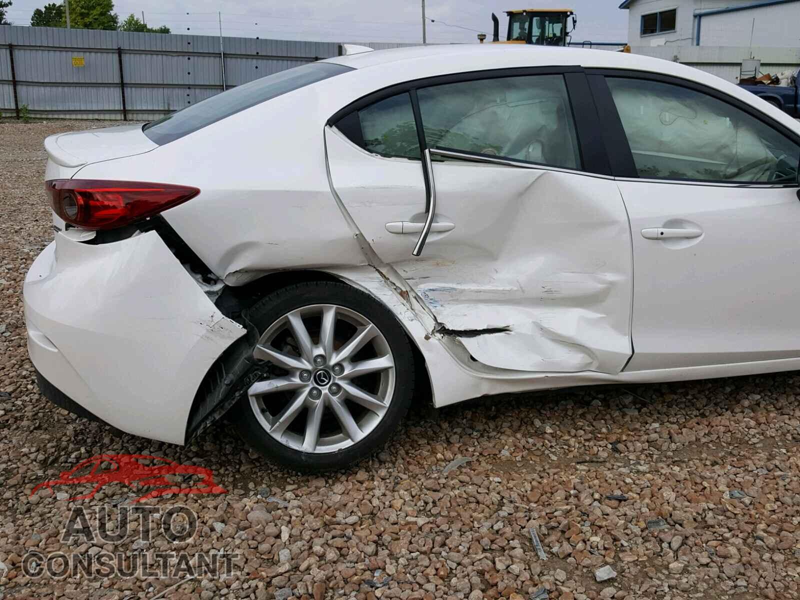 MAZDA 3 2017 - 3MZBN1V72HM100113