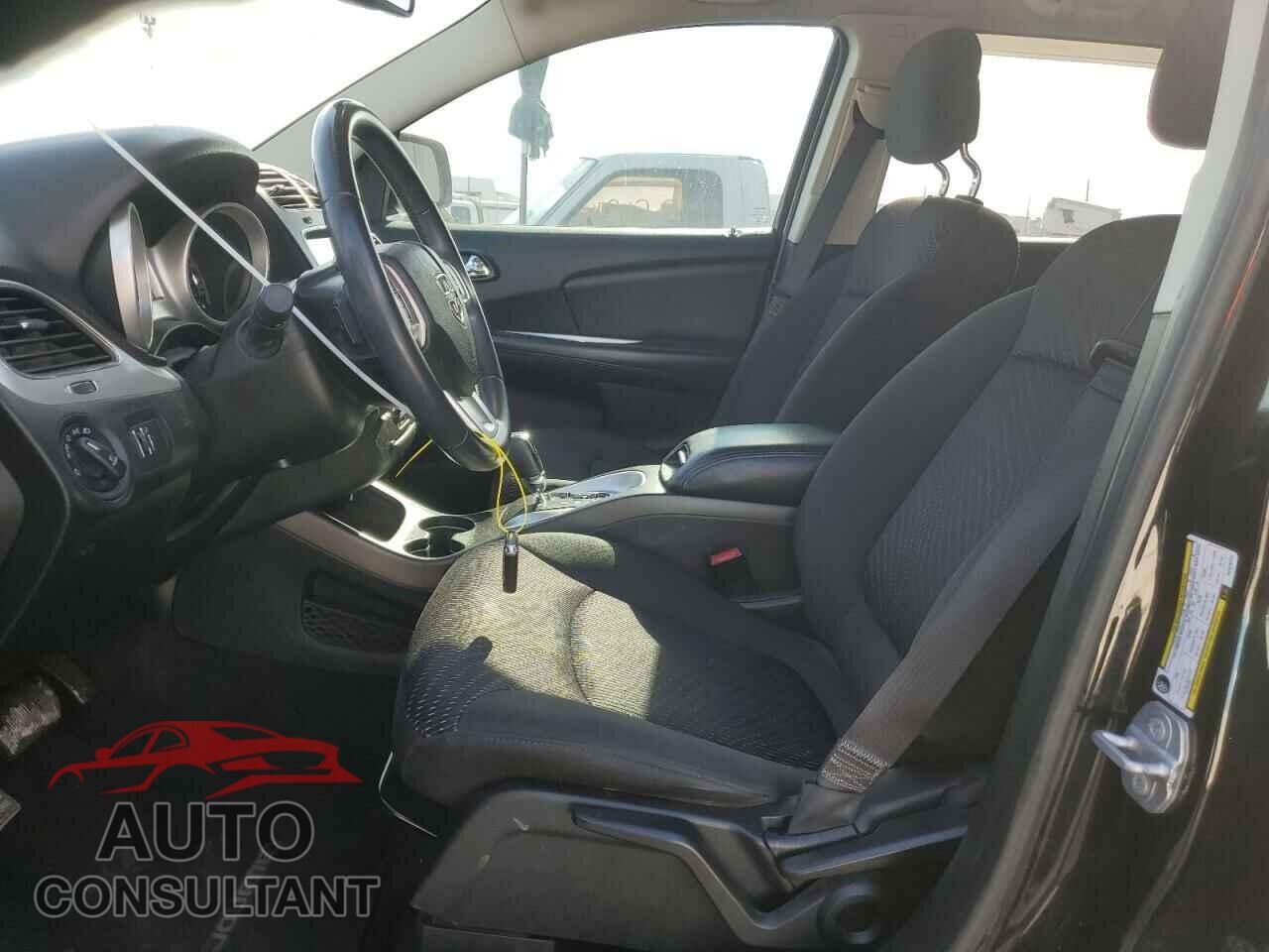 DODGE JOURNEY 2017 - 3C4PDCBB8HT676424