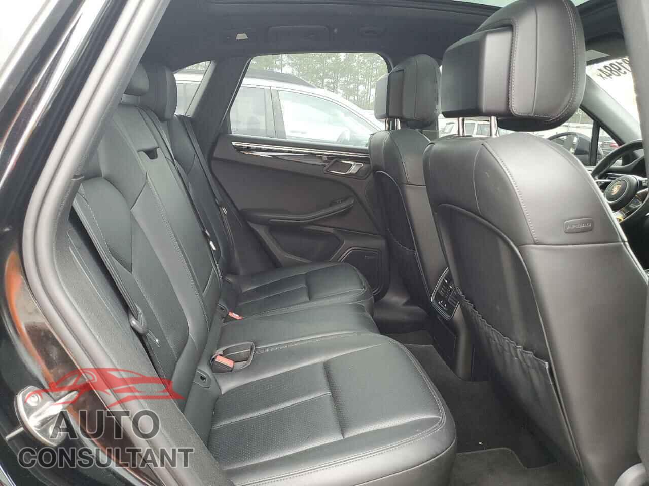 PORSCHE MACAN 2015 - WP1AB2A55FLB72504