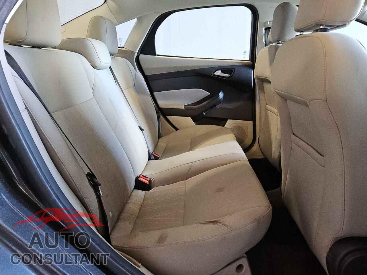 FORD FOCUS 2017 - 1FADP3FE2HL346276