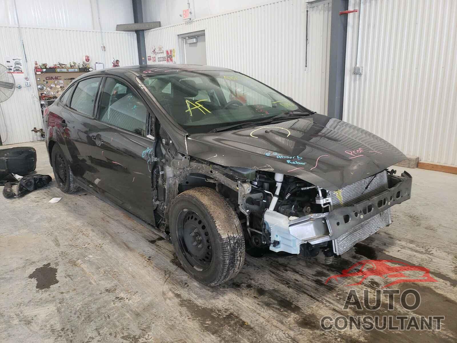 FORD FOCUS 2016 - 1FADP3E22GL361043