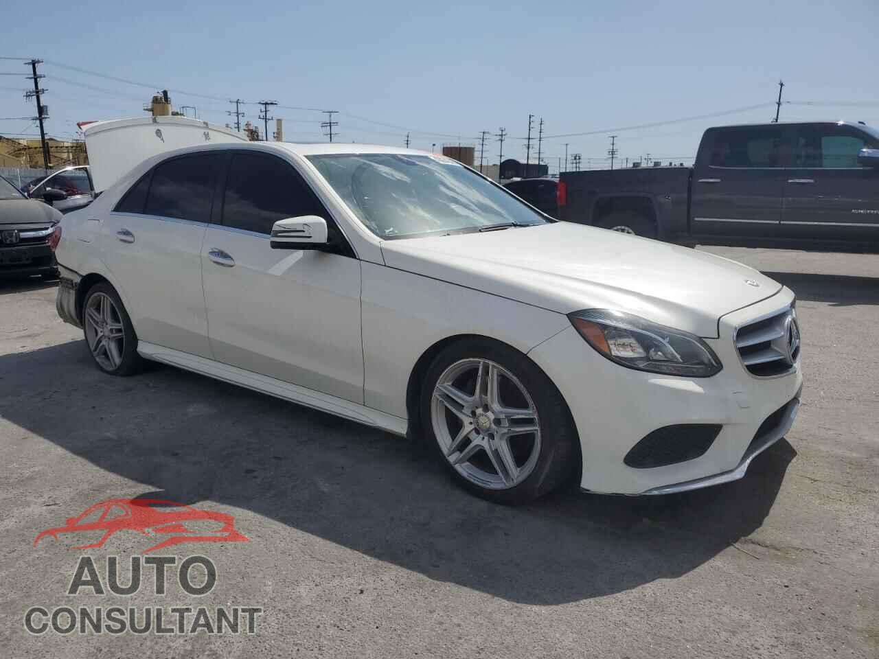 MERCEDES-BENZ E-CLASS 2014 - WDDHF5KB8EA800372