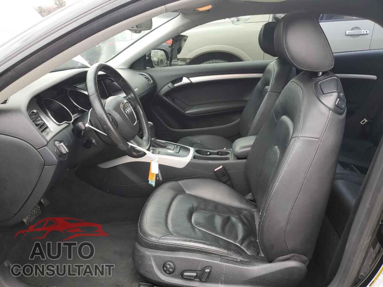 AUDI A5 2012 - WAULFAFR1CA011432