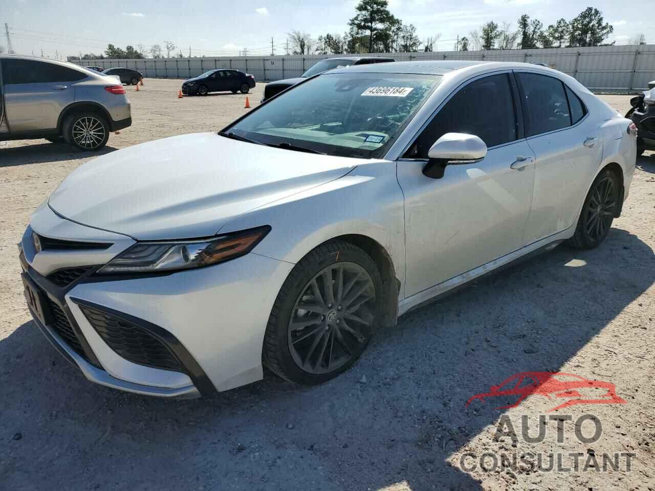 TOYOTA CAMRY 2021 - 4T1K61AK5MU433501