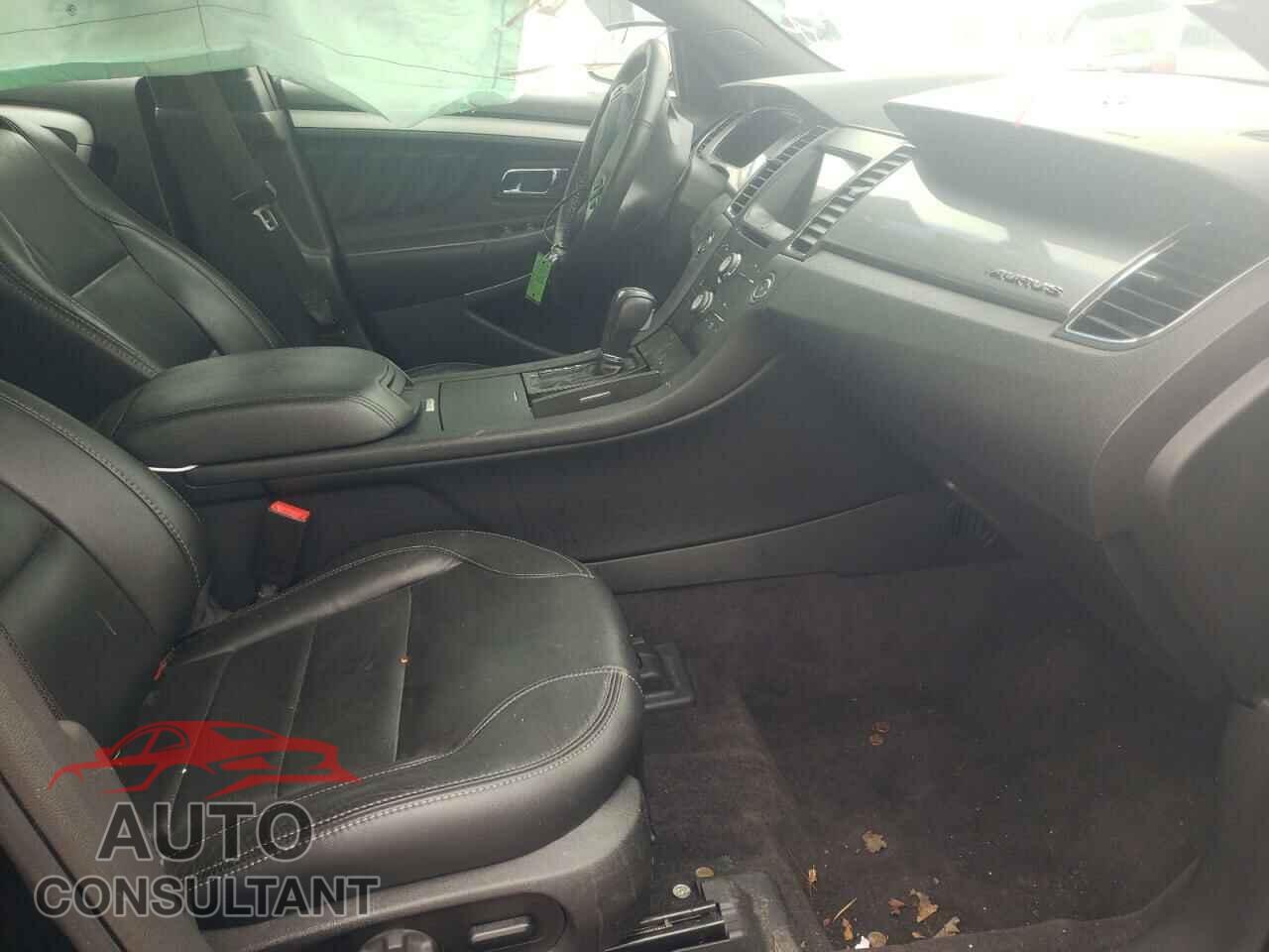 FORD TAURUS 2017 - 1FAHP2E85HG137310