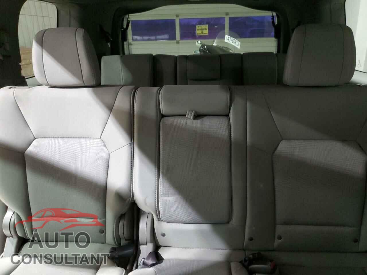 HONDA PILOT 2013 - 5FNYF3H28DB010811