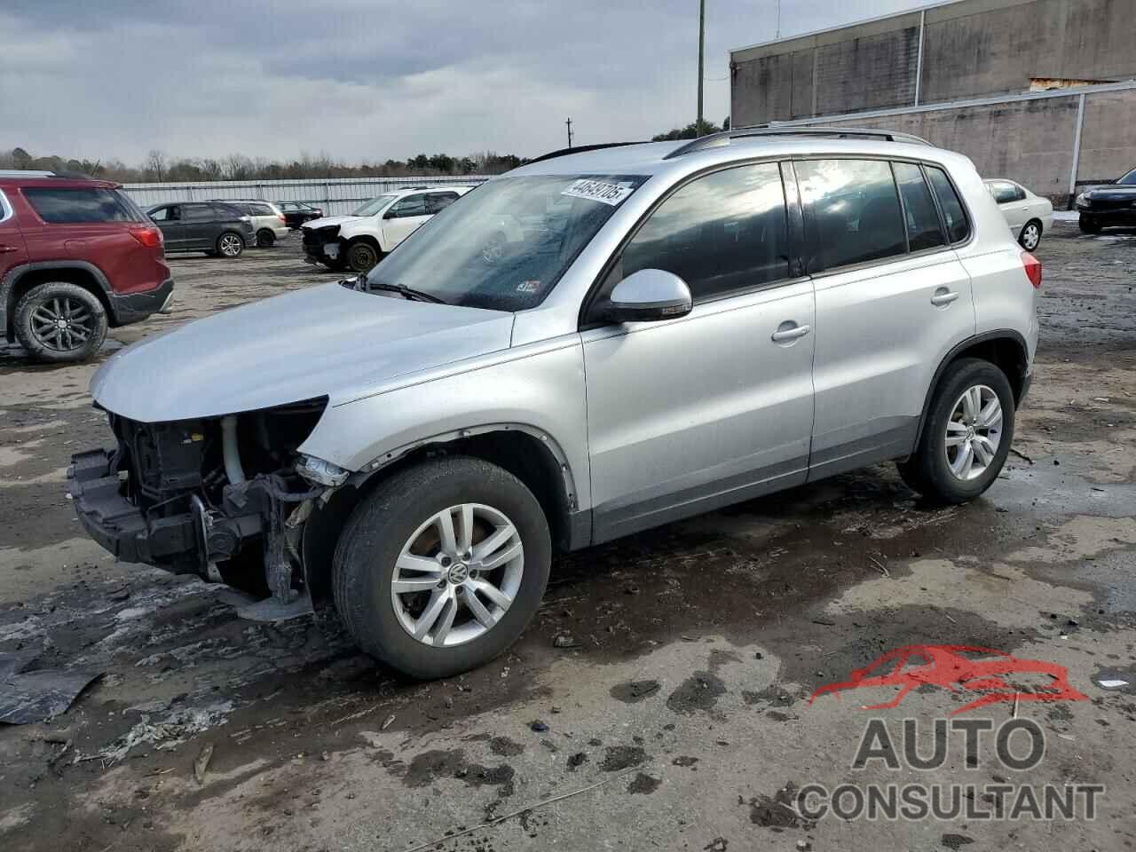 VOLKSWAGEN TIGUAN 2017 - WVGAV7AX8HK004769