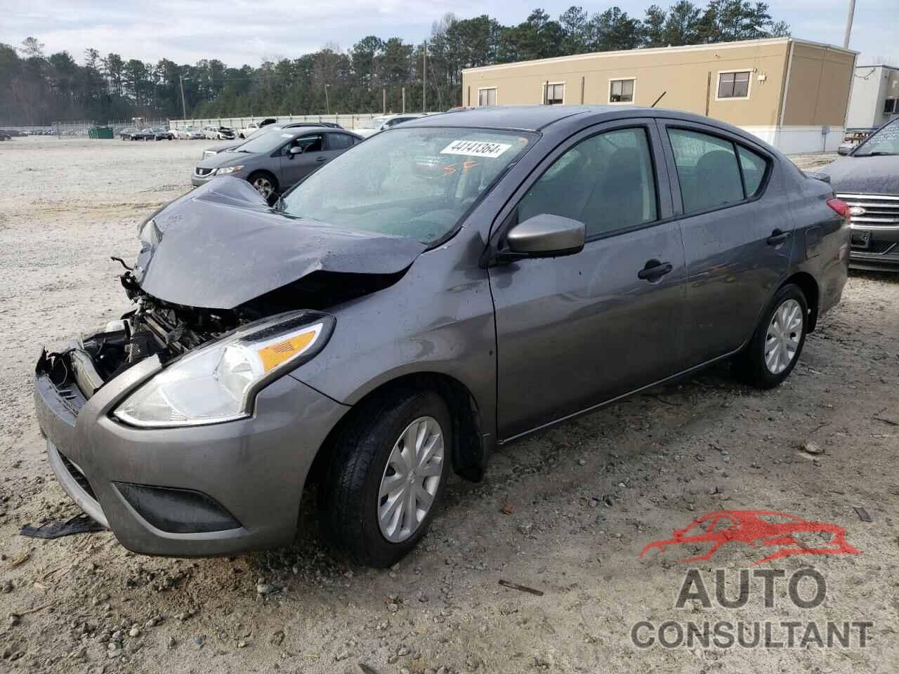 NISSAN VERSA 2018 - 3N1CN7AP5JL807219