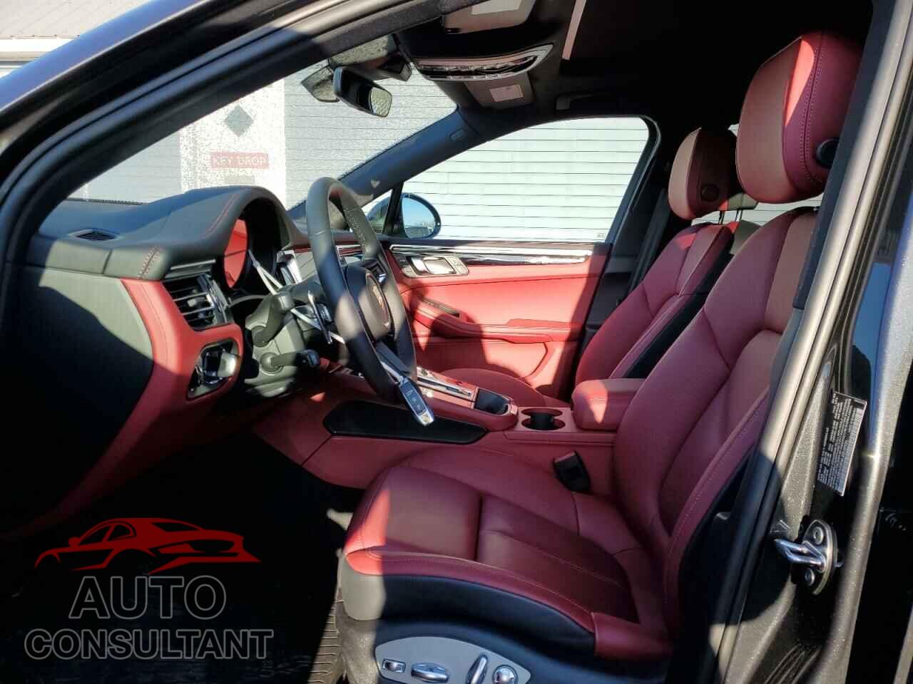 PORSCHE MACAN 2022 - WP1AG2A52NLB24006