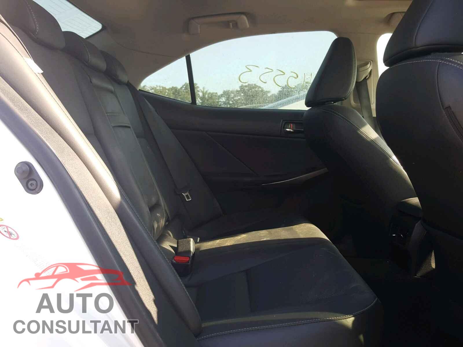LEXUS IS 250 2015 - JTHBF1D20F5068754