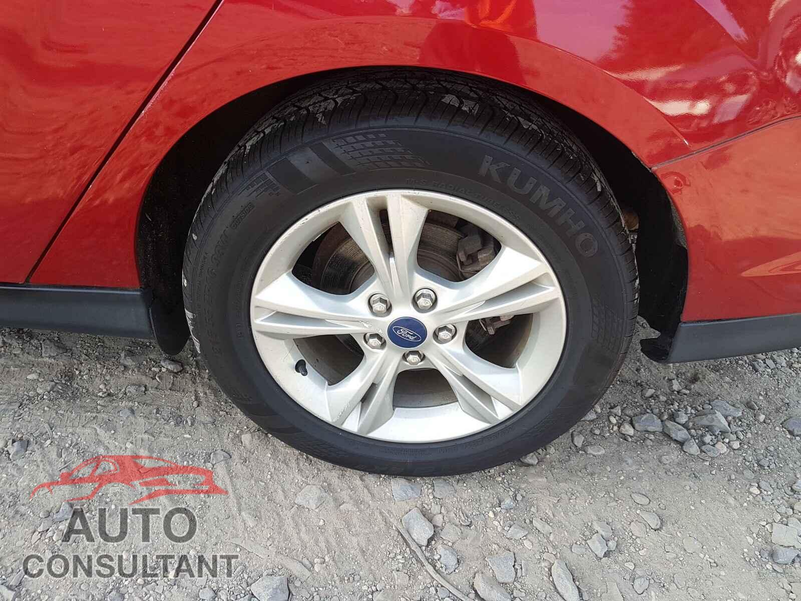 FORD FOCUS 2012 - 1FAHP3F26CL419472