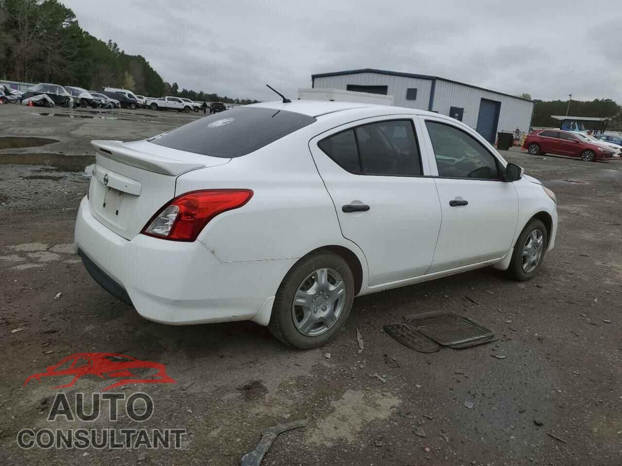 NISSAN VERSA 2017 - 3N1CN7AP7HL868338