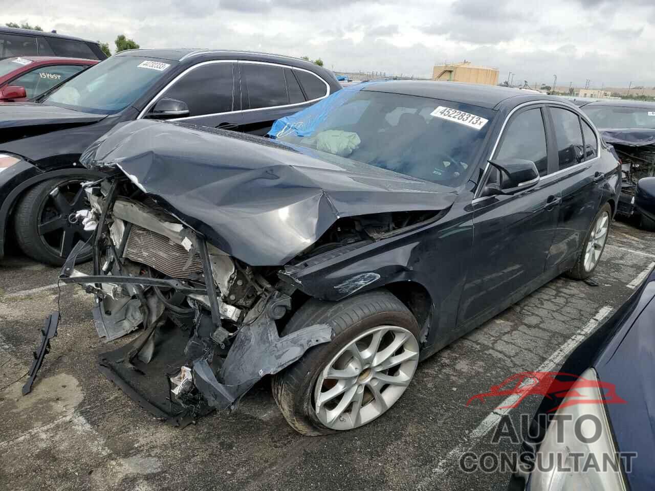 BMW 3 SERIES 2015 - WBA3B1C52FK139352