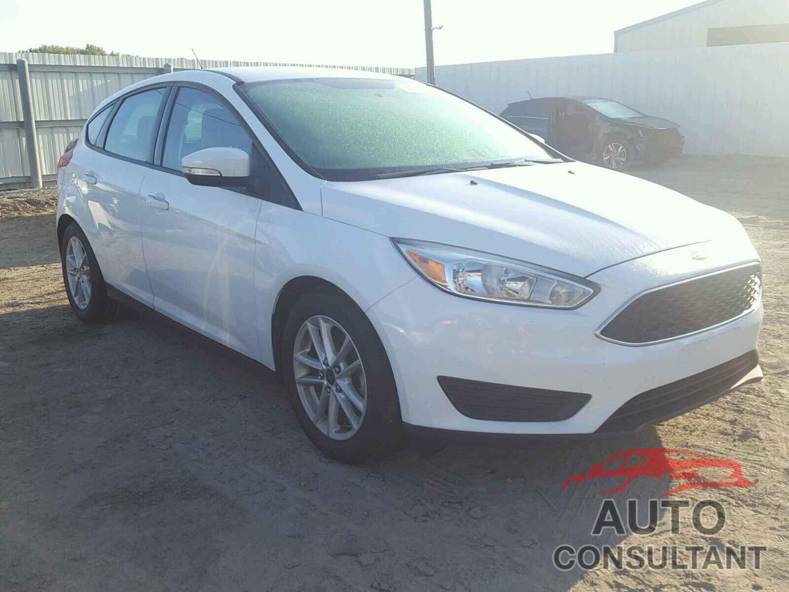 FORD FOCUS 2015 - 1FADP3K23FL351155