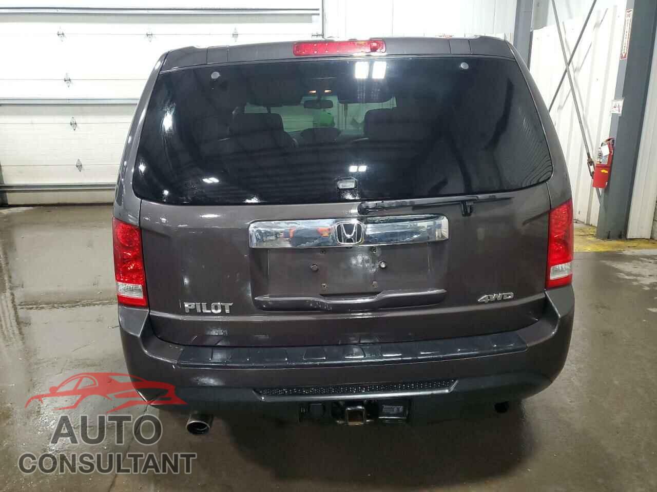 HONDA PILOT 2013 - 5FNYF4H50DB054530