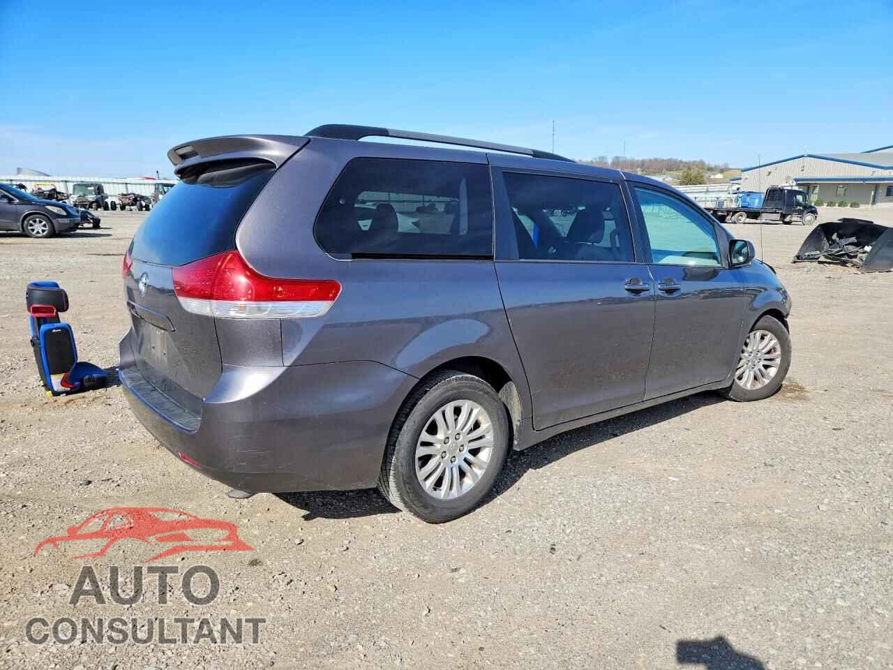 TOYOTA SIENNA 2014 - 5TDYK3DCXES481334